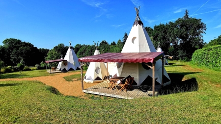 Image hebergement insolite TIPI DOUBLE LUXE