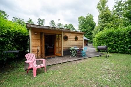 Image hebergement insolite CABANE DE SAM