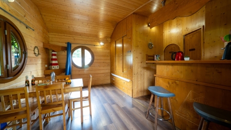 Image hebergement insolite CABANE DE SAM