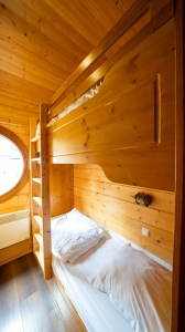 Image hebergement insolite CABANE DE SAM