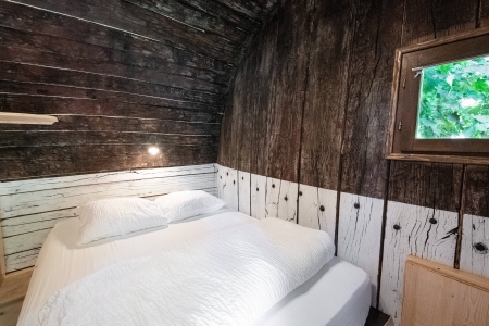 Image hebergement insolite CABANE FOUDRE