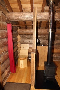 Image hebergement insolite CABANE MARMOTTE