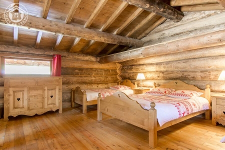 Image hebergement insolite CABANE BOUQUETIN