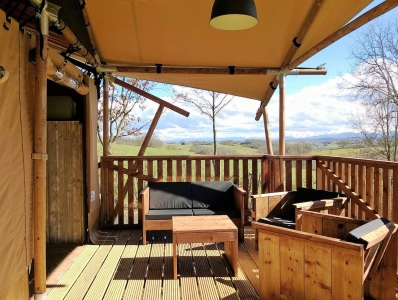 Image hebergement insolite LUXURY LODGE SUR PILOTIS