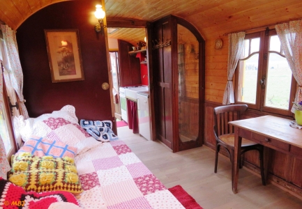 Image hebergement insolite MANOIR DU BOIS JOLY - ROULOTTE ART DÉCO