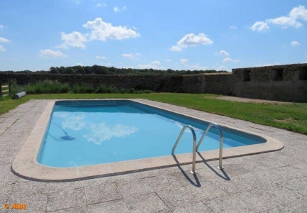 Image hebergement insolite MANOIR DU BOIS JOLY - ROULOTTE VINTAGE