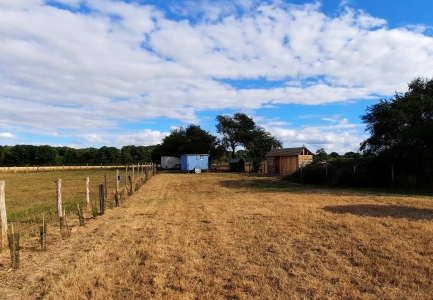 Image hebergement insolite MANOIR DU BOIS JOLY - CABANES DE BERGER