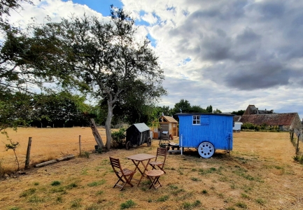 Image hebergement insolite MANOIR DU BOIS JOLY - CABANES DE BERGER