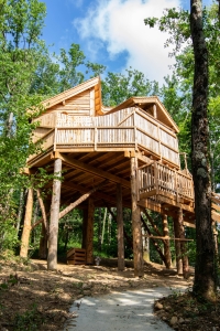 Image hebergement insolite LES CABANES JACQUOISES