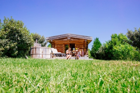 Image hebergement insolite CABANE DE TRAPPEUR SPA