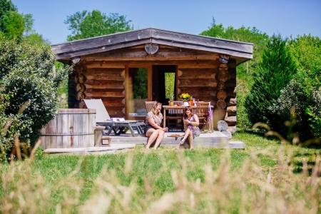Image hebergement insolite CABANE DE TRAPPEUR SPA