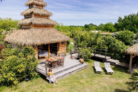 Image hebergement insolite CABANE INDONÉSIENNE AVEC SPA