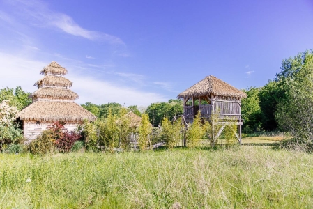 Image hebergement insolite CABANE INDONÉSIENNE AVEC SPA