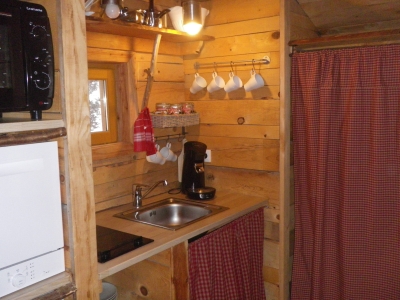 Image hebergement insolite CABANE COSY LA TOUR