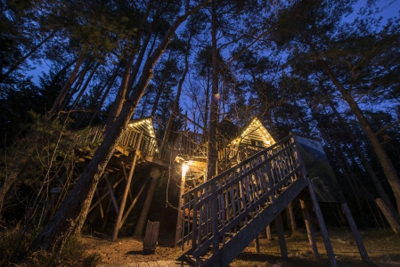 Image hebergement insolite CABANE COSY LA DOUBLE