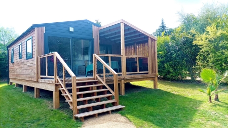 Image hebergement insolite CHALETS BALIA