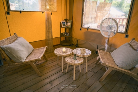Image hebergement insolite LODGE SANTOLINE