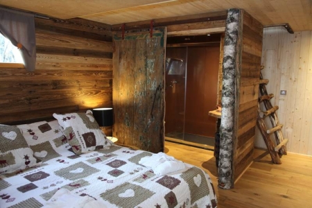 Image hebergement insolite LES CABANES JACQUOISES