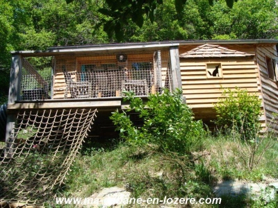 Image hebergement insolite LOUP