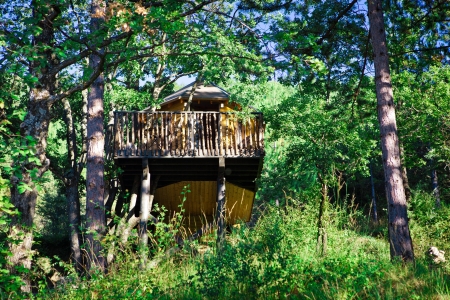 Image hebergement insolite CABANE DE DJANGO