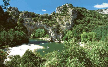 Image hebergement insolite CARRÉ D'ÉTOILES DE SAINT CERICE