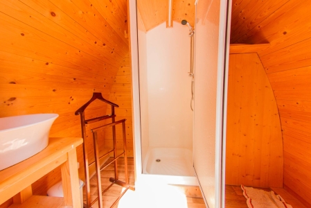 Image hebergement insolite CABANE POD INSOLITE DANS LES GORGES DE L ARDECHE
