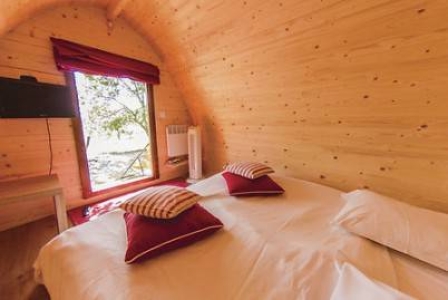 Image hebergement insolite CABANE POD INSOLITE DANS LES GORGES DE L ARDECHE