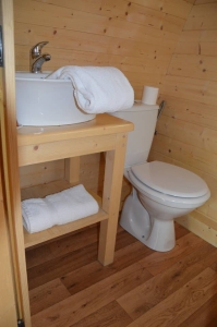 Image hebergement insolite TIPI LODGE AVEC SPA PRIVATIF EN ACCÈS ILLIMITÉ