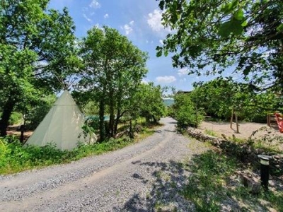 Image hebergement insolite TIPI LODGE AVEC SPA PRIVATIF EN ACCÈS ILLIMITÉ