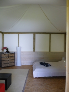 Image hebergement insolite CARRÉ D'AILLEURS